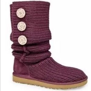 Knitted burgundy UGGS